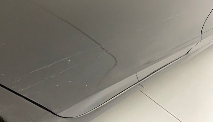 2015 Honda City 1.5L I-VTEC V MT, Petrol, Manual, 96,303 km, Right rear door - Minor scratches