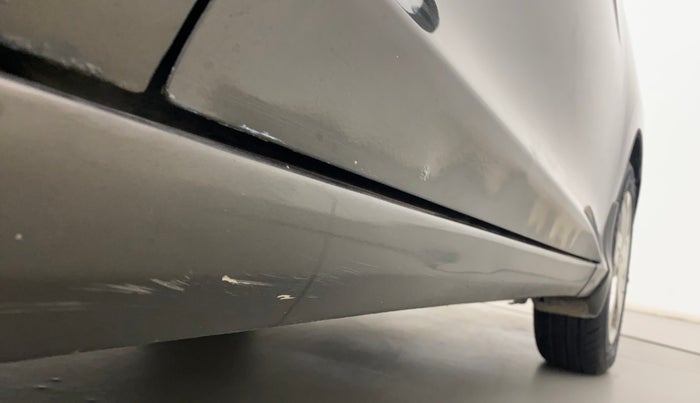 2015 Honda City 1.5L I-VTEC V MT, Petrol, Manual, 96,303 km, Right running board - Minor scratches
