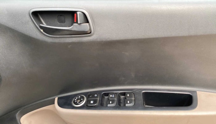 2018 Hyundai Grand i10 MAGNA 1.2 KAPPA VTVT, Petrol, Manual, 93,243 km, Driver Side Door Panels Control