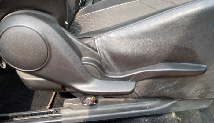 2019 Toyota Glanza G ISG, Petrol, Manual, 45,958 km, Driver Side Adjustment Panel