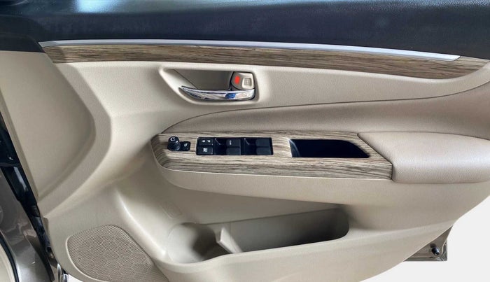 2020 Maruti Ciaz ALPHA  AT 1.5 SHVS PETROL, Petrol, Automatic, 45,453 km, Driver Side Door Panels Control