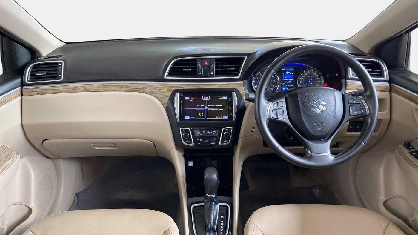 2020 Maruti Ciaz ALPHA  AT 1.5 SHVS PETROL, Petrol, Automatic, 45,453 km, Dashboard