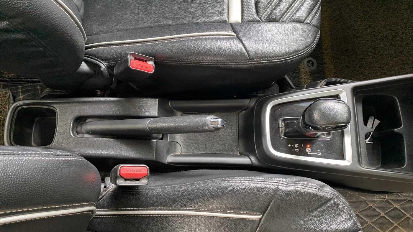 2020 Maruti Swift ZXI PLUS AMT, Petrol, Automatic, 72,424 km, Gear Lever