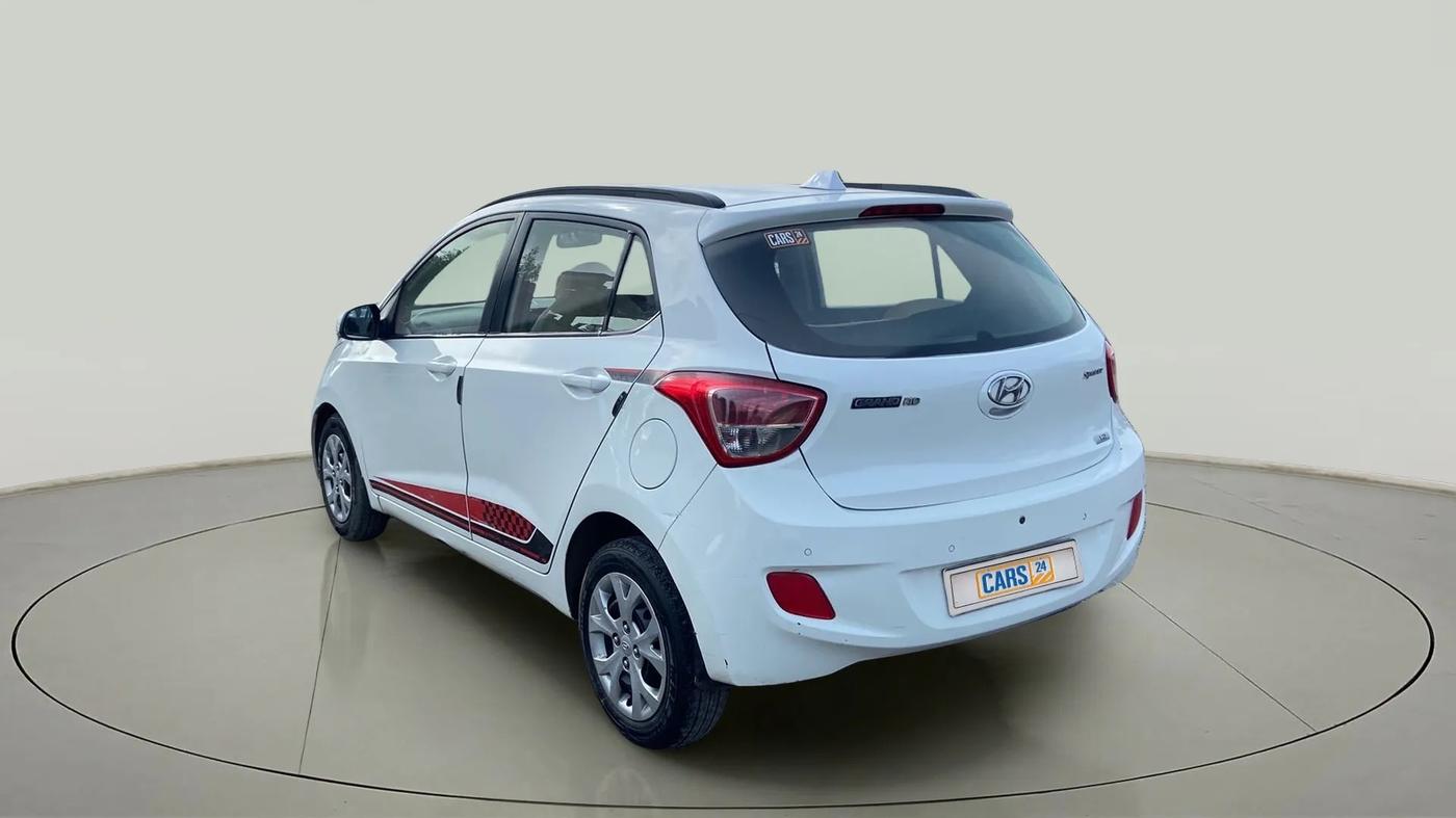 2016 Hyundai Grand i10 SPORTZ 1.2 KAPPA VTVT, CNG, Manual, 94,622 km, Left Back Diagonal