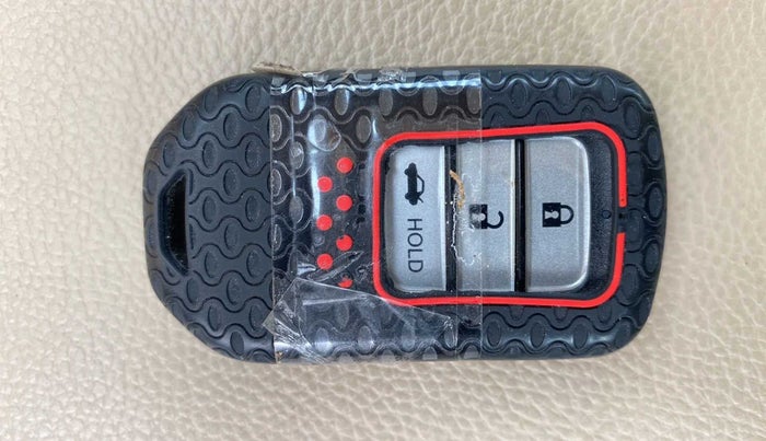 2018 Honda Amaze 1.5L I-DTEC V, Diesel, Manual, 33,862 km, Key Close Up