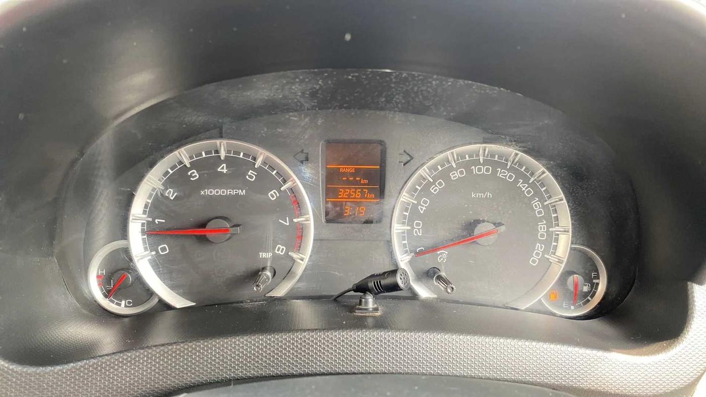 2014 Maruti Swift VXI, Petrol, Manual, 32,666 km, Odometer Image