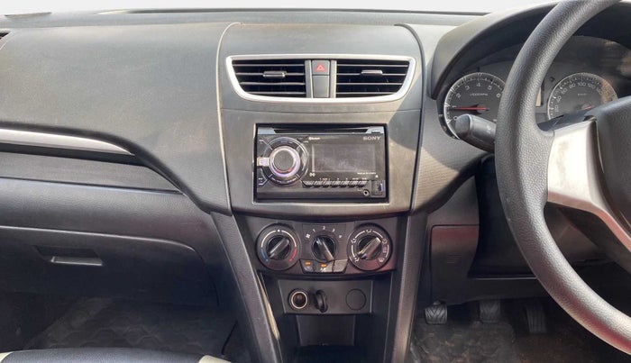 2014 Maruti Swift VXI, Petrol, Manual, 32,666 km, Air Conditioner