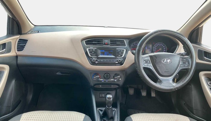 2019 Hyundai Elite i20 MAGNA PLUS 1.2, Petrol, Manual, 55,991 km, Dashboard