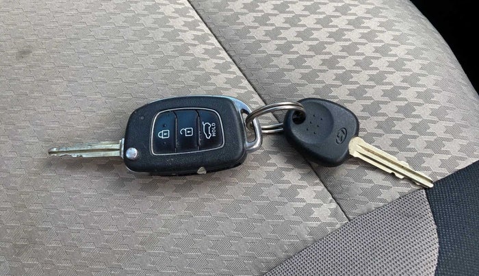 2019 Hyundai Elite i20 MAGNA PLUS 1.2, Petrol, Manual, 55,991 km, Key Close Up
