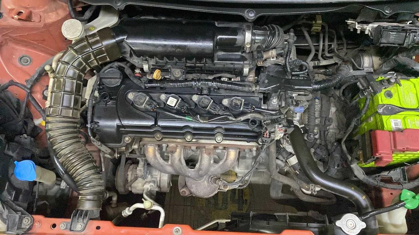 2017 Maruti Baleno ZETA CVT PETROL 1.2, Petrol, Automatic, 1,13,904 km, Open Bonet