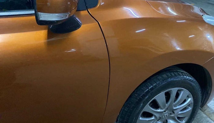 2017 Maruti Baleno ZETA CVT PETROL 1.2, Petrol, Automatic, 1,13,904 km, Right fender - Lining loose