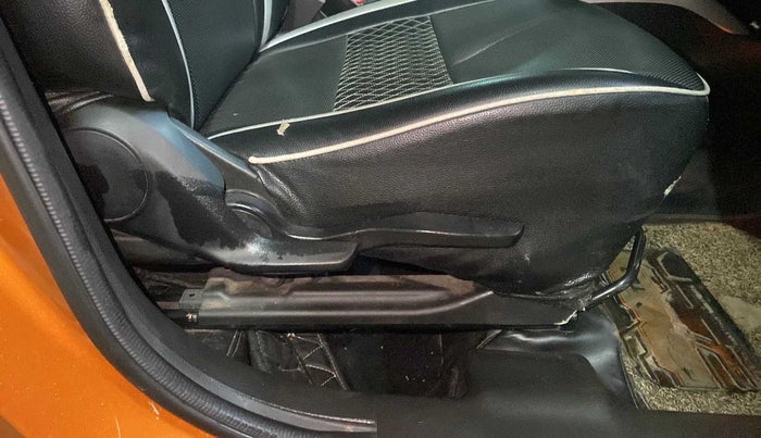 2017 Maruti Baleno ZETA CVT PETROL 1.2, Petrol, Automatic, 1,13,904 km, Right Side Rear Door Cabin