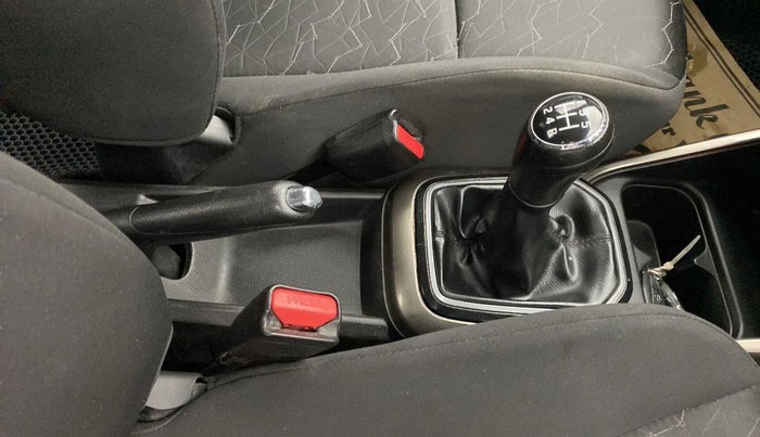 2018 Maruti IGNIS ZETA 1.2, Petrol, Manual, 92,528 km, Gear Lever
