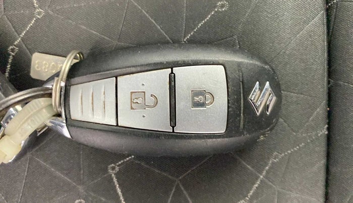 2018 Maruti IGNIS ZETA 1.2, Petrol, Manual, 92,528 km, Key Close Up