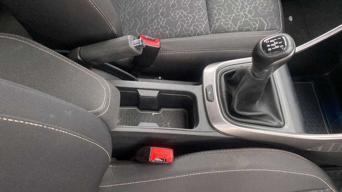 2021 Tata ALTROZ XZ PETROL, Petrol, Manual, 26,856 km, Gear Lever