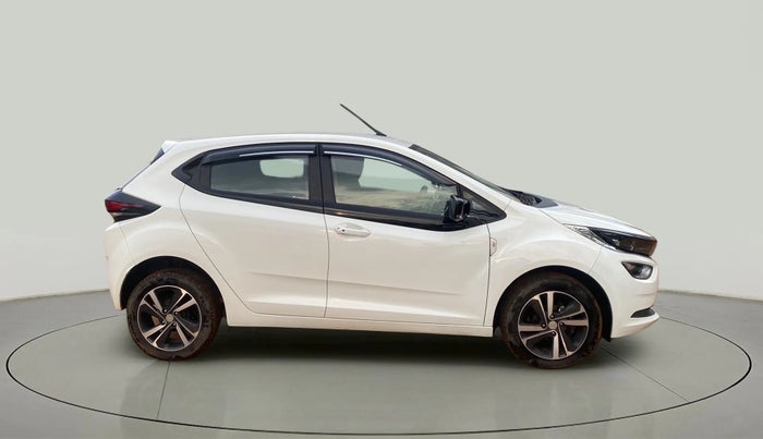 2021 Tata ALTROZ XZ PETROL, Petrol, Manual, 26,856 km, Right Side View