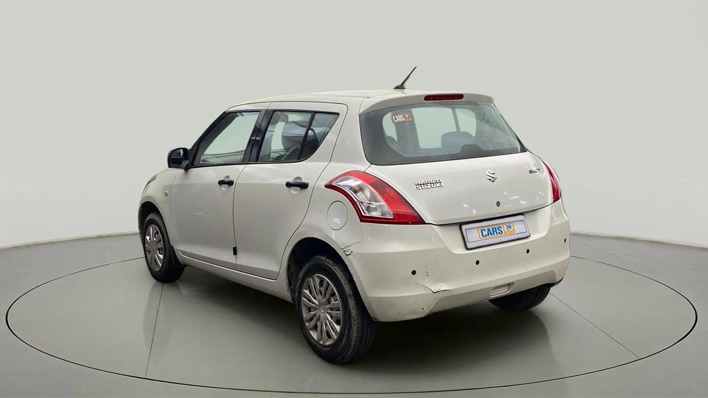 2017 Maruti Swift LXI (O), Petrol, Manual, 61,582 km, Left Back Diagonal
