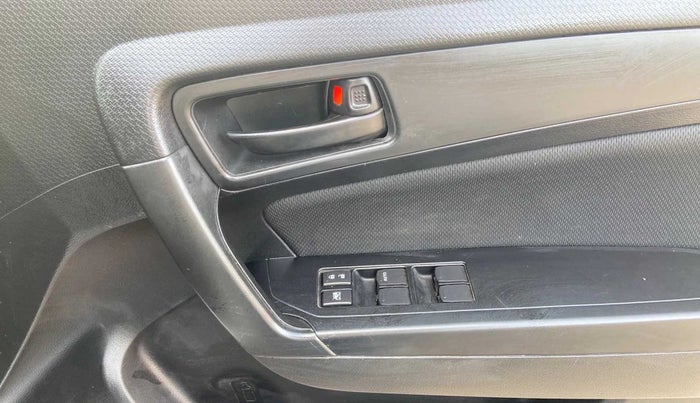 2021 Maruti Vitara Brezza VXI, Petrol, Manual, 29,033 km, Driver Side Door Panels Control