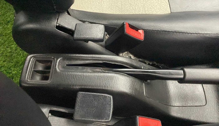 2018 Maruti Eeco 7 STR, Petrol, Manual, 25,745 km, Driver Side Adjustment Panel