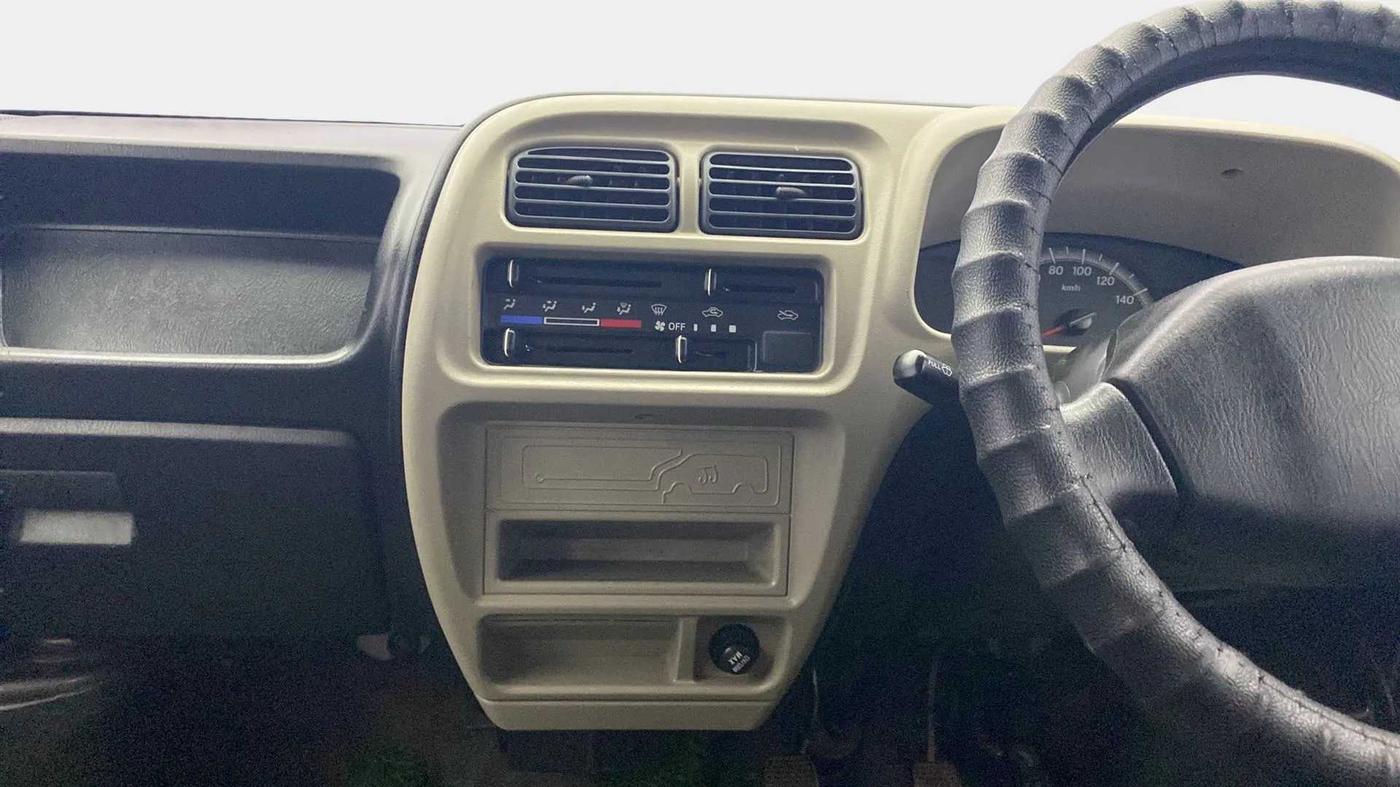 2018 Maruti Eeco 7 STR, Petrol, Manual, 25,745 km, Air Conditioner