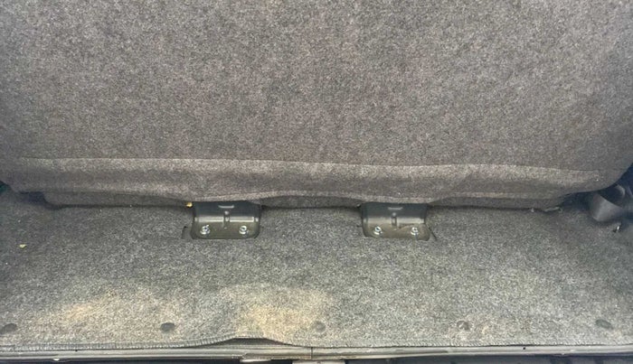 2018 Maruti Eeco 7 STR, Petrol, Manual, 25,745 km, Boot Inside