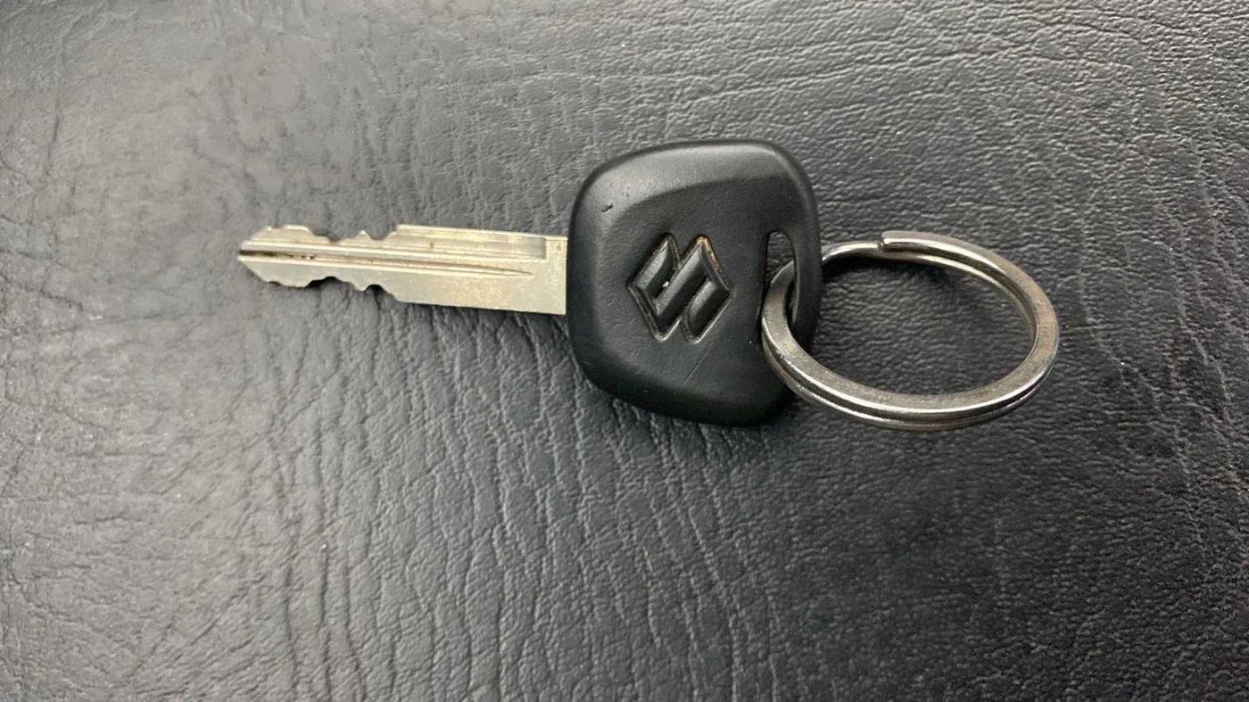 2018 Maruti Eeco 7 STR, Petrol, Manual, 25,745 km, Key Close Up