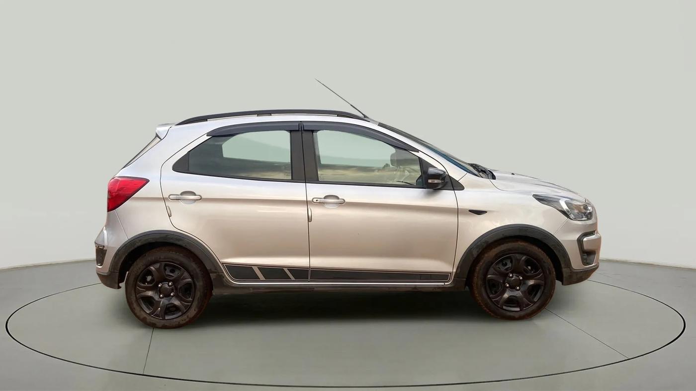 2018 Ford FREESTYLE TREND 1.2 PETROL, Petrol, Manual, 37,838 km, Right Side View
