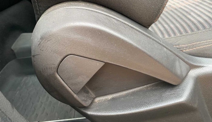 2018 Ford FREESTYLE TREND 1.2 PETROL, Petrol, Manual, 37,838 km, Driver Side Adjustment Panel