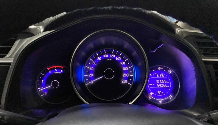 2018 Honda WR-V 1.5L I-DTEC VX MT, Diesel, Manual, 1,01,055 km, Odometer Image