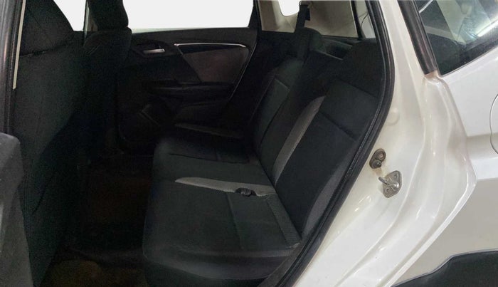 2018 Honda WR-V 1.5L I-DTEC VX MT, Diesel, Manual, 1,01,055 km, Right Side Rear Door Cabin