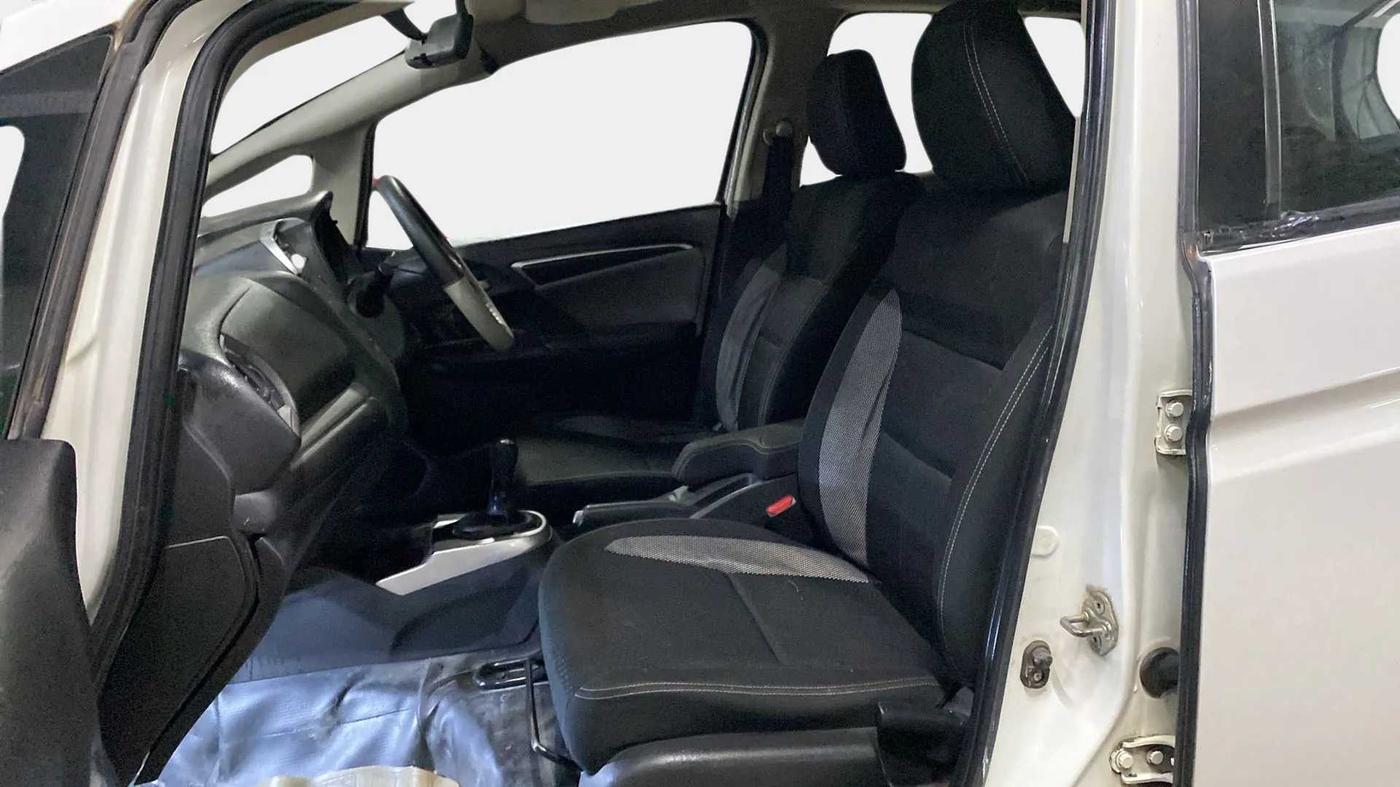 2018 Honda WR-V 1.5L I-DTEC VX MT, Diesel, Manual, 1,01,055 km, Right Side Front Door Cabin