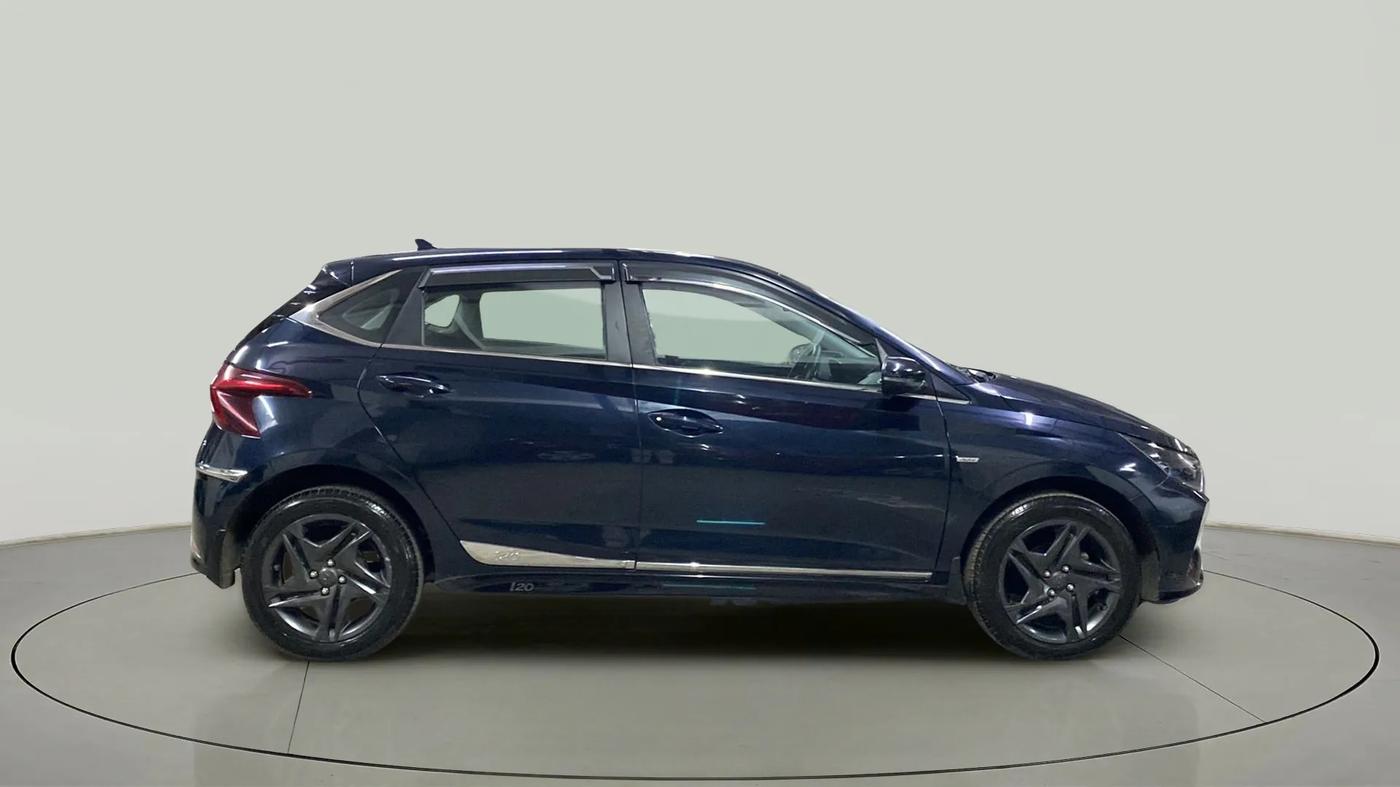 2022 Hyundai NEW I20 Sportz 1.2 IVT, Petrol, Automatic, 8,477 km, Right Side View