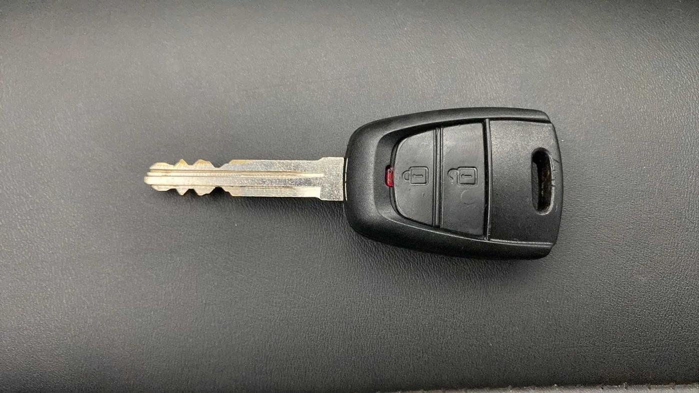 2019 Hyundai NEW SANTRO SPORTZ MT, Petrol, Manual, 18,901 km, Key Close Up