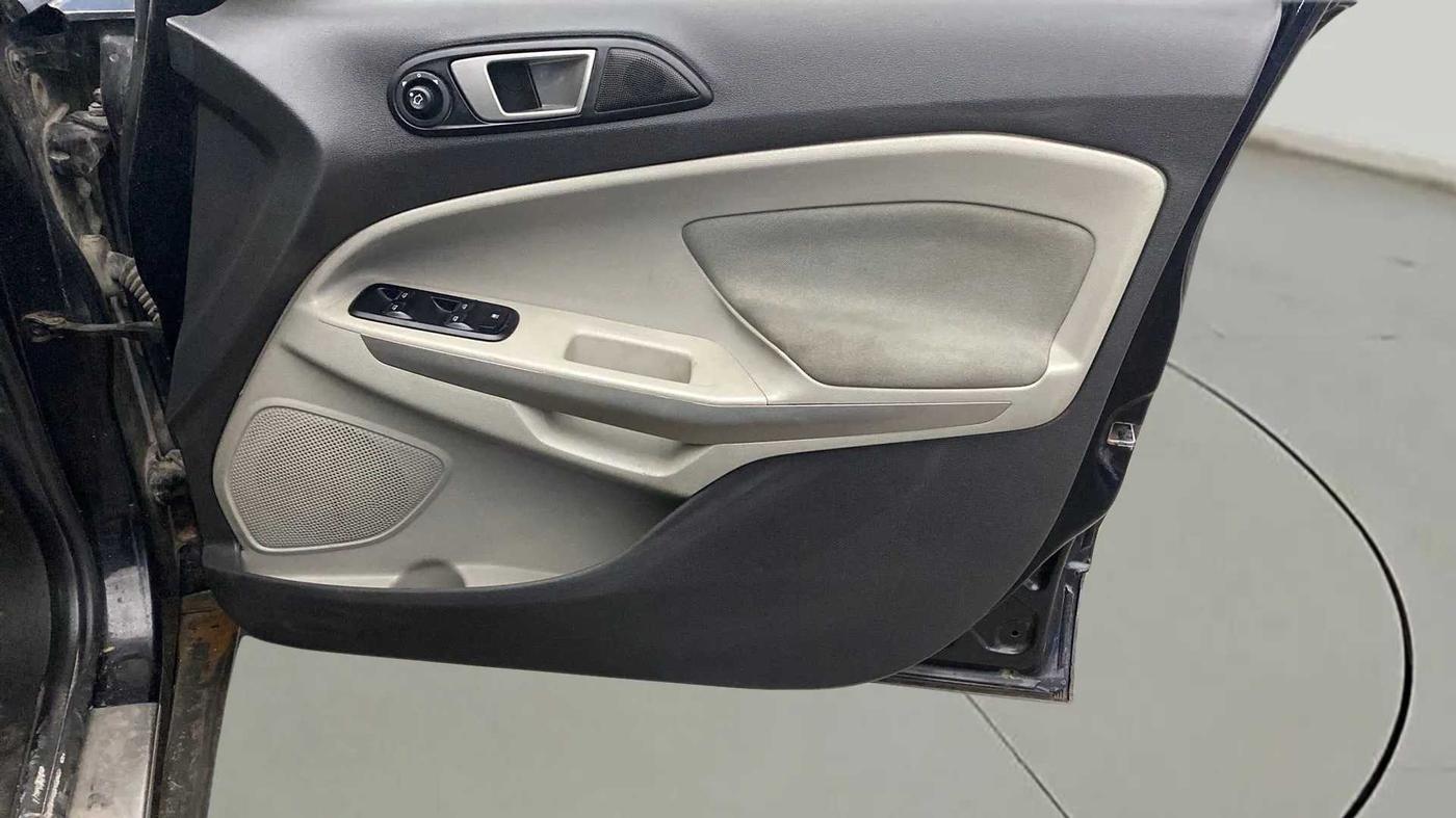 2015 Ford Ecosport TITANIUM 1.5L PETROL AT, Petrol, Automatic, 55,694 km, Driver Side Door Panels Control