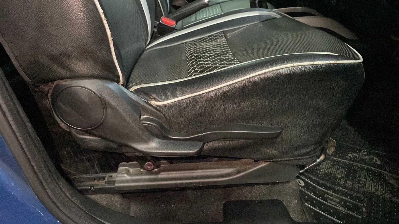 2017 Maruti Baleno ZETA PETROL 1.2, Petrol, Manual, 94,021 km, Driver Side Adjustment Panel