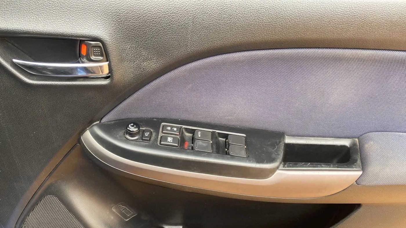 2019 Maruti Baleno ZETA PETROL 1.2, Petrol, Manual, 54,029 km, Driver Side Door Panels Control