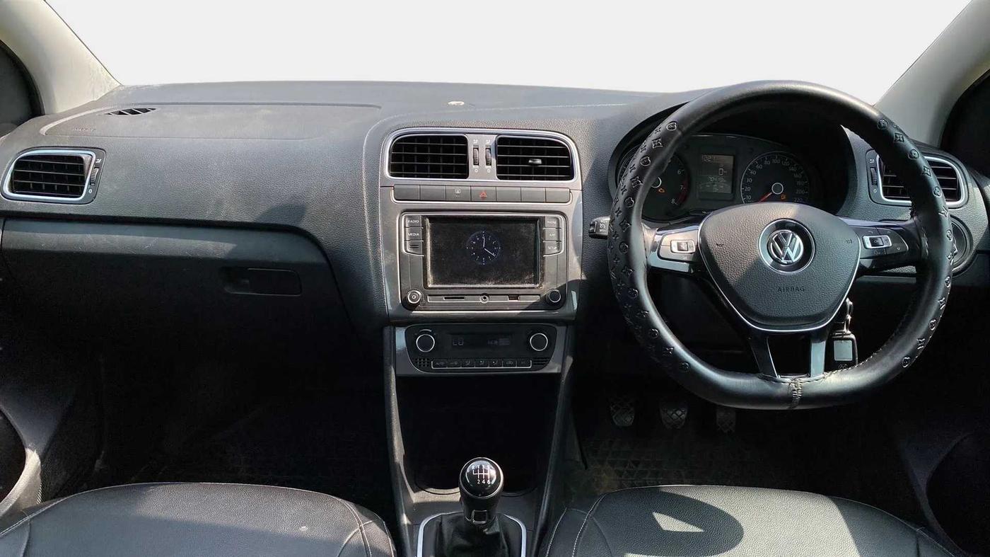 2021 Volkswagen Polo HIGHLINE 1.0L, Petrol, Manual, 70,445 km, Dashboard