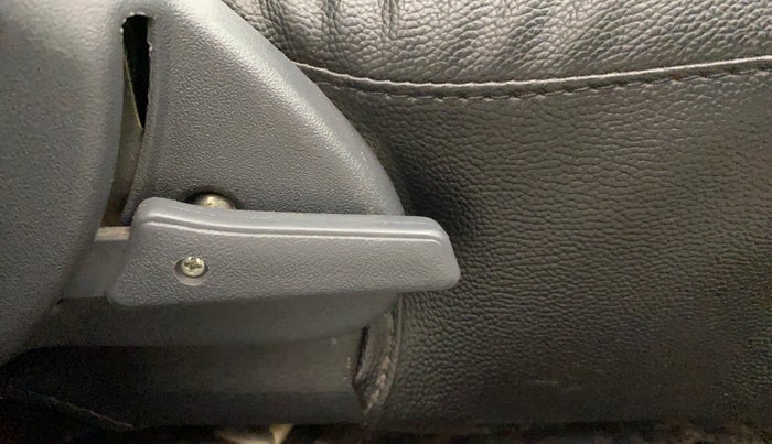 2017 Maruti Alto 800 LXI, Petrol, Manual, 23,280 km, Driver Side Adjustment Panel