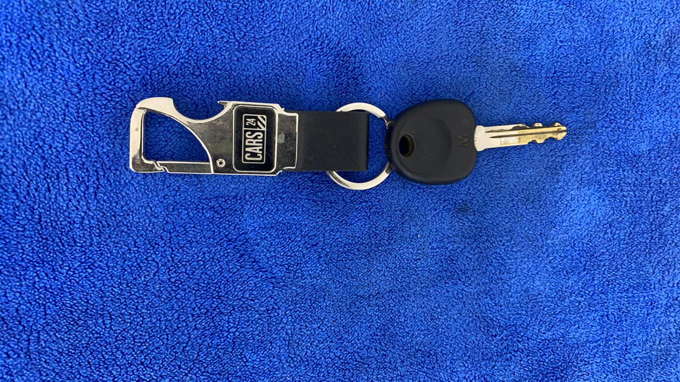 2020 Hyundai NEW SANTRO MAGNA, Petrol, Manual, 17,080 km, Key Close Up