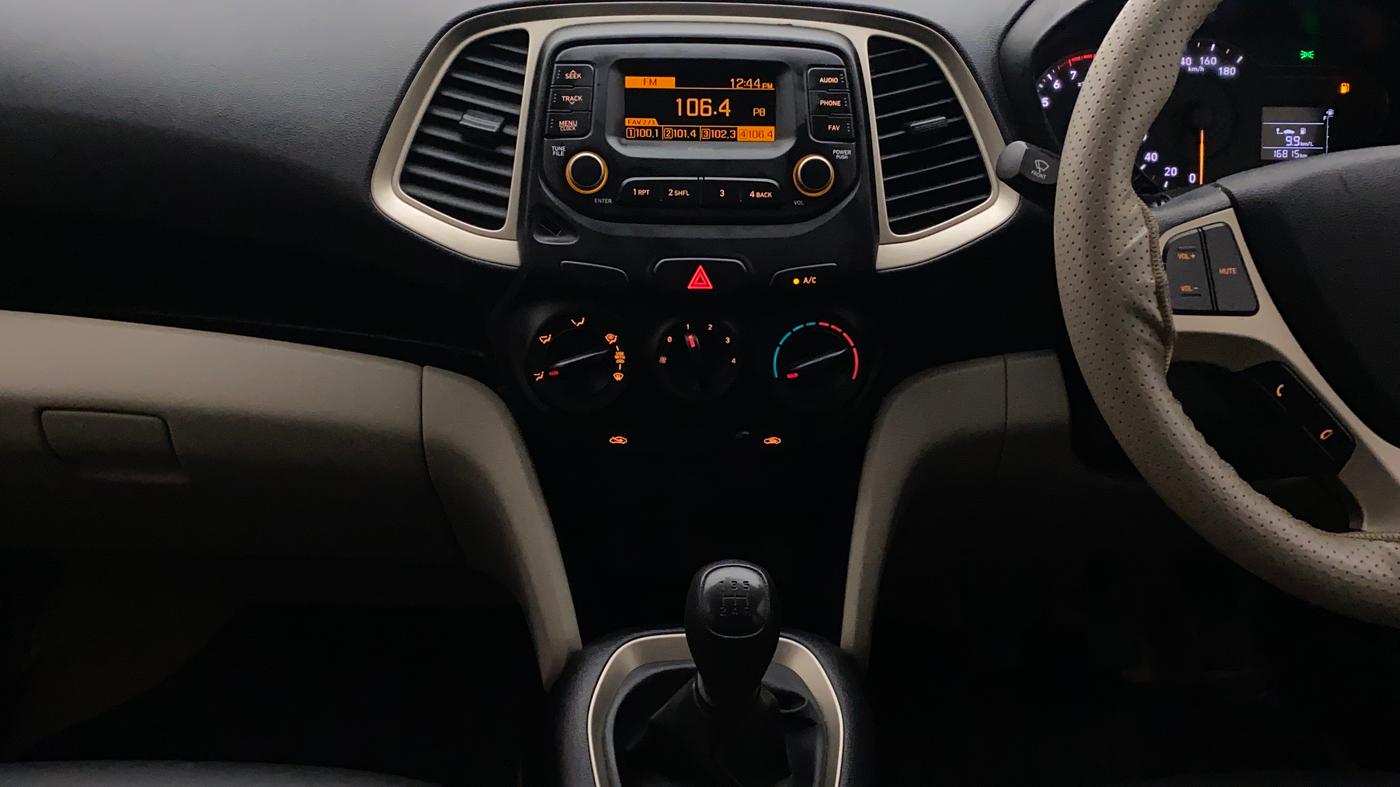 2020 Hyundai NEW SANTRO MAGNA, Petrol, Manual, 17,080 km, Air Conditioner