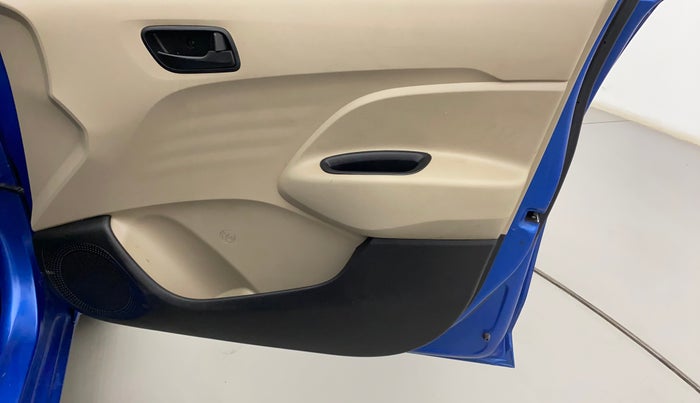 2020 Hyundai NEW SANTRO MAGNA, Petrol, Manual, 17,080 km, Driver Side Door Panels Control