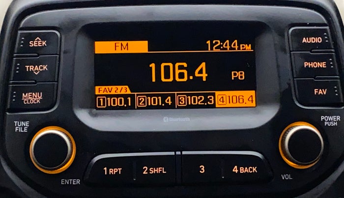 2020 Hyundai NEW SANTRO MAGNA, Petrol, Manual, 17,080 km, Infotainment System