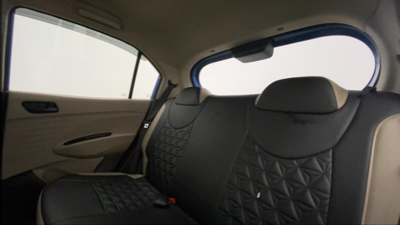 2020 Hyundai NEW SANTRO MAGNA, Petrol, Manual, 17,080 km, Right Side Rear Door Cabin
