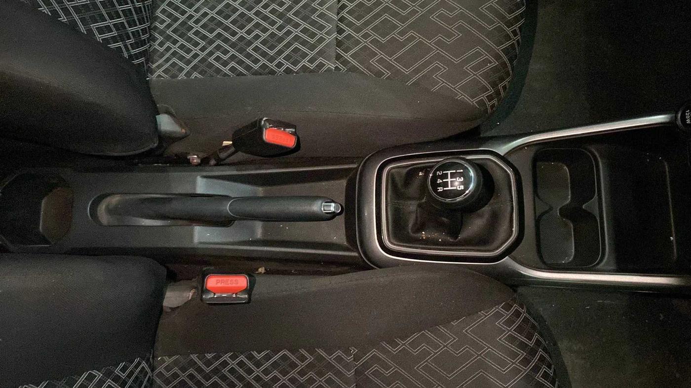 2022 Maruti IGNIS ZETA 1.2, Petrol, Manual, 6,992 km, Gear Lever