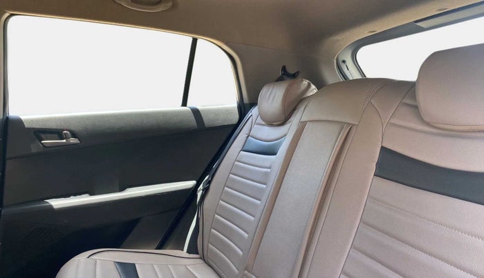 2018 Hyundai Creta SX PLUS 1.6 PETROL, Petrol, Manual, 61,103 km, Right Side Rear Door Cabin