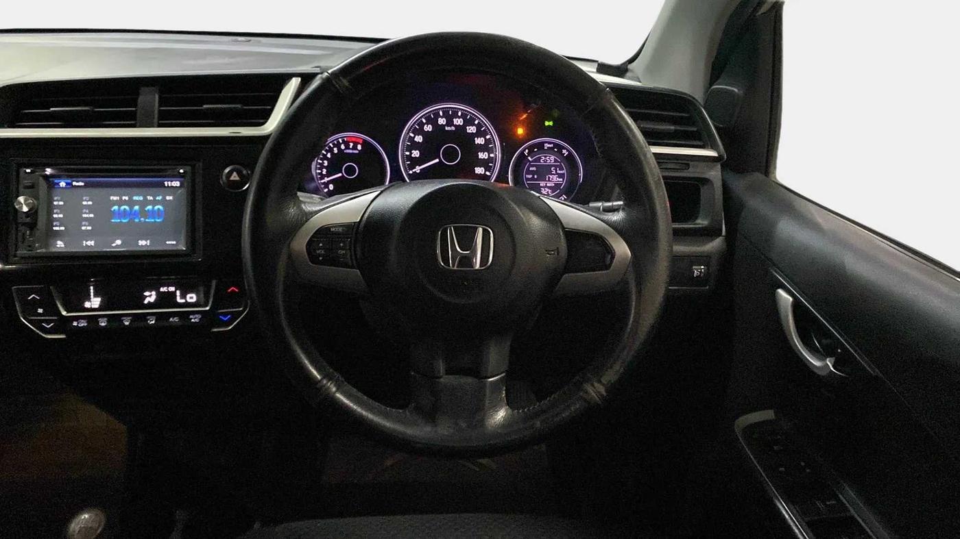 2016 Honda BR-V 1.5L I-VTEC V, Petrol, Manual, 76,542 km, Steering Wheel Close Up