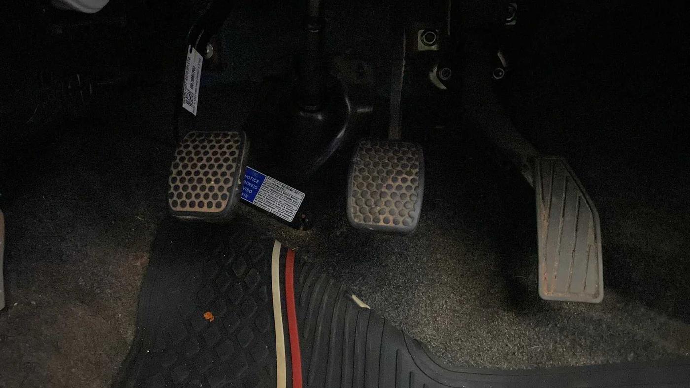 2022 Maruti Alto LXI O, Petrol, Manual, 30,023 km, Pedals