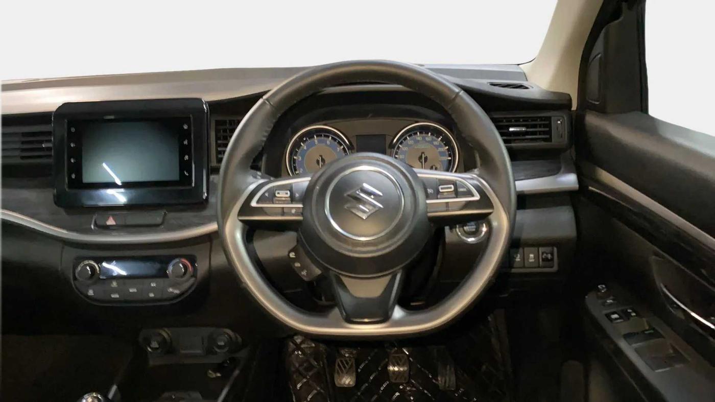 2022 Maruti XL6 ALPHA MT, Petrol, Manual, 14,493 km, Steering Wheel Close Up