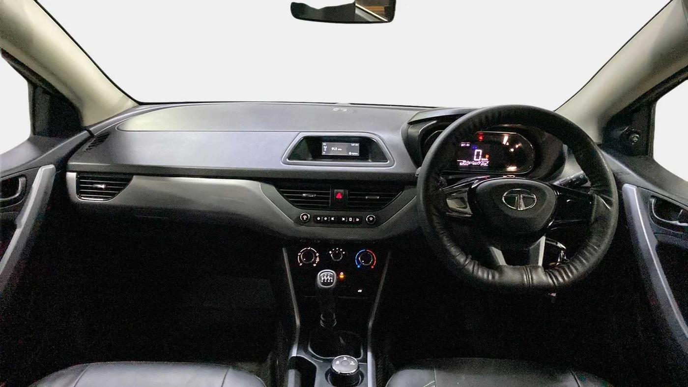2021 Tata NEXON XM PETROL, Petrol, Manual, 16,460 km, Dashboard