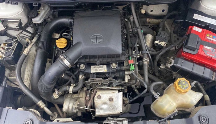 2019 Tata NEXON XM PETROL, Petrol, Manual, 59,223 km, Open Bonet